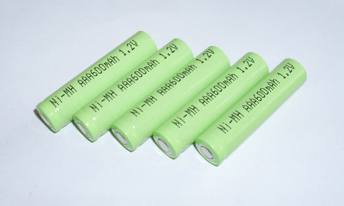 <b>鎳氫電池和香蕉短视频官网池包使用壽命哪個長？</b>