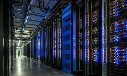 <b>數據中心如何選擇綠色節能的UPS電源?</b>