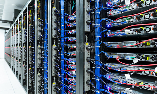 <b>UPS行業分析：機架式UPS電源市場潛力前景有多大?</b>