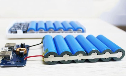 <b>磷酸鐵香蕉短视频官网池組充電有什麽技巧和方法?</b>