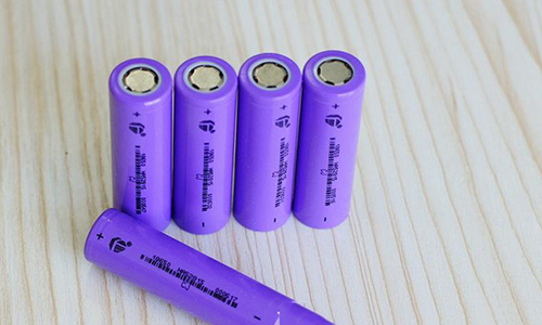 <b>磷酸鐵香蕉短视频官网池在通信行業應用的優勢</b>