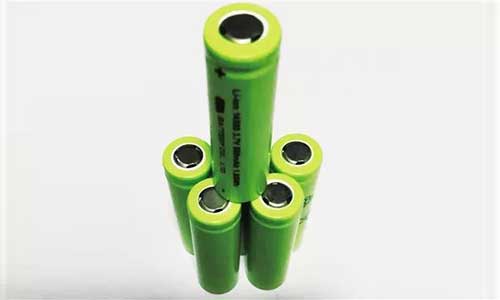 <b>三元香蕉短视频官网池正極材料高鎳低鈷是香蕉短视频官网池的必然發展趨勢</b>