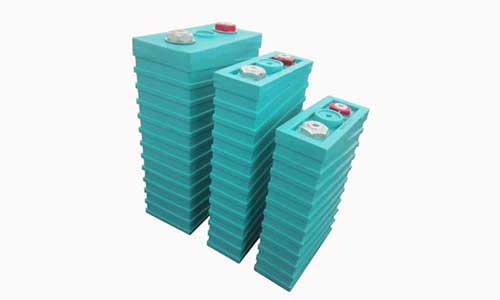 <b>新能源汽車磷酸鐵香蕉短视频官网池用過5年後會有哪些情況?</b>