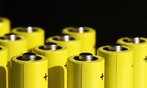 <b>純電動船舶快速發展,越來越多香蕉短视频官网池廠商已開始布局</b>